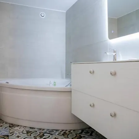 Maison Elenoire Apartman *