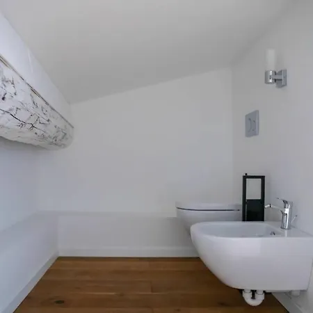Maison Elenoire Apartman *